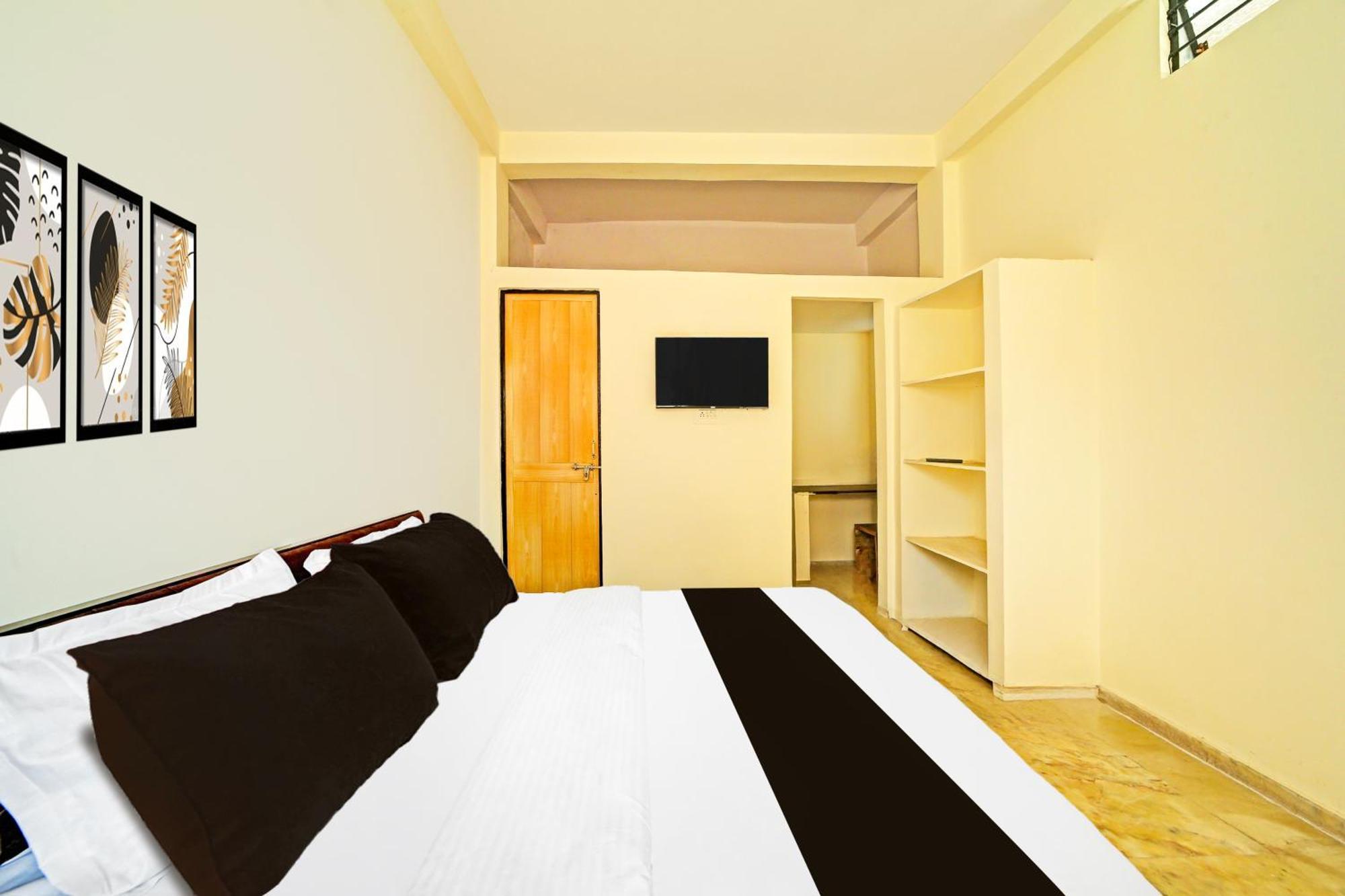 Hotel O Landmark Bhopal Bagian luar foto